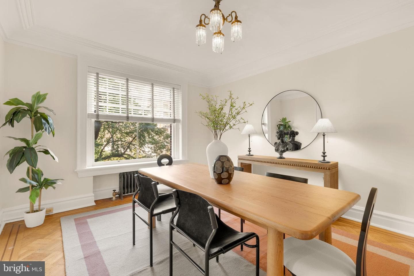 2039 New Hampshire Avenue NW #401 photo 8