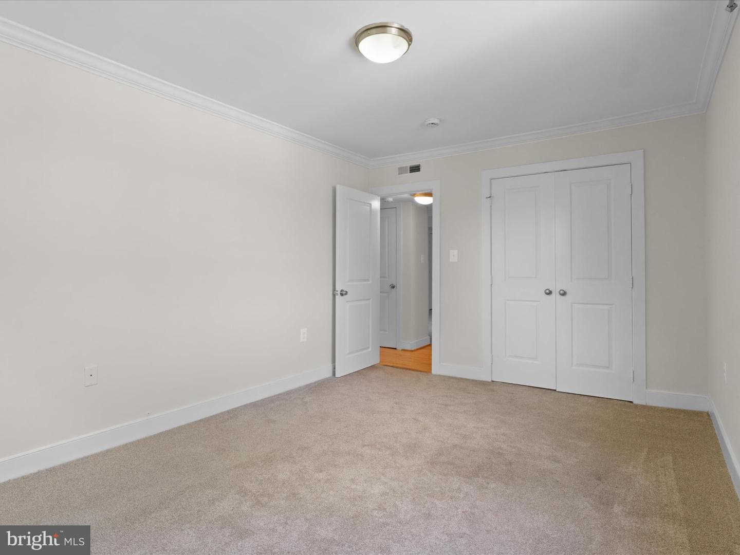 2850 Hartford Street SE #203 photo 15