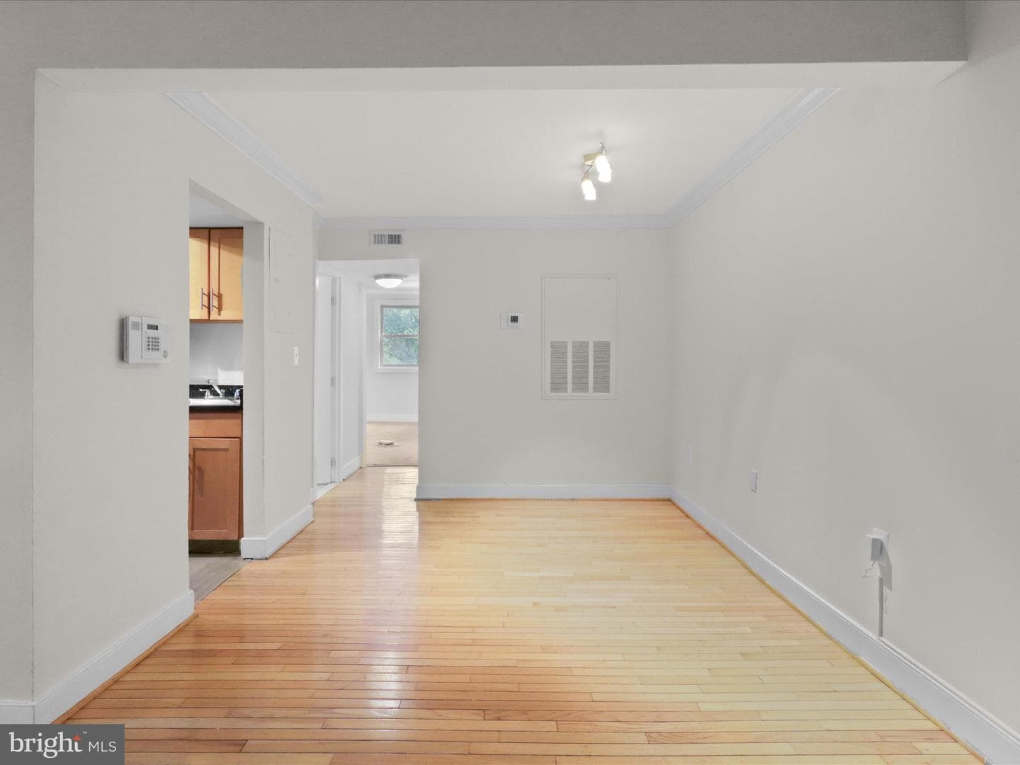 2850 Hartford Street SE #203 photo 5