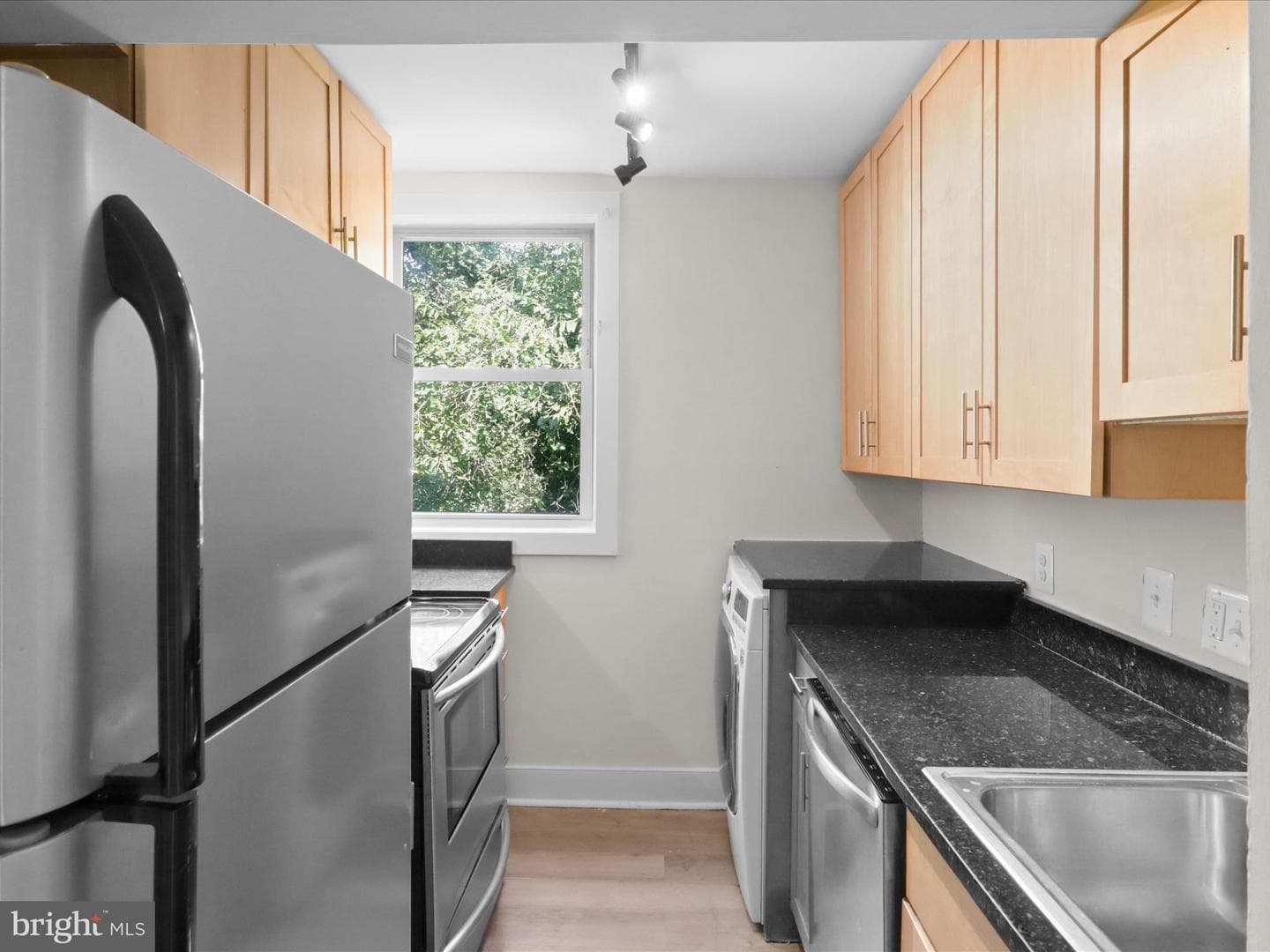 2850 Hartford Street SE #203 photo 8