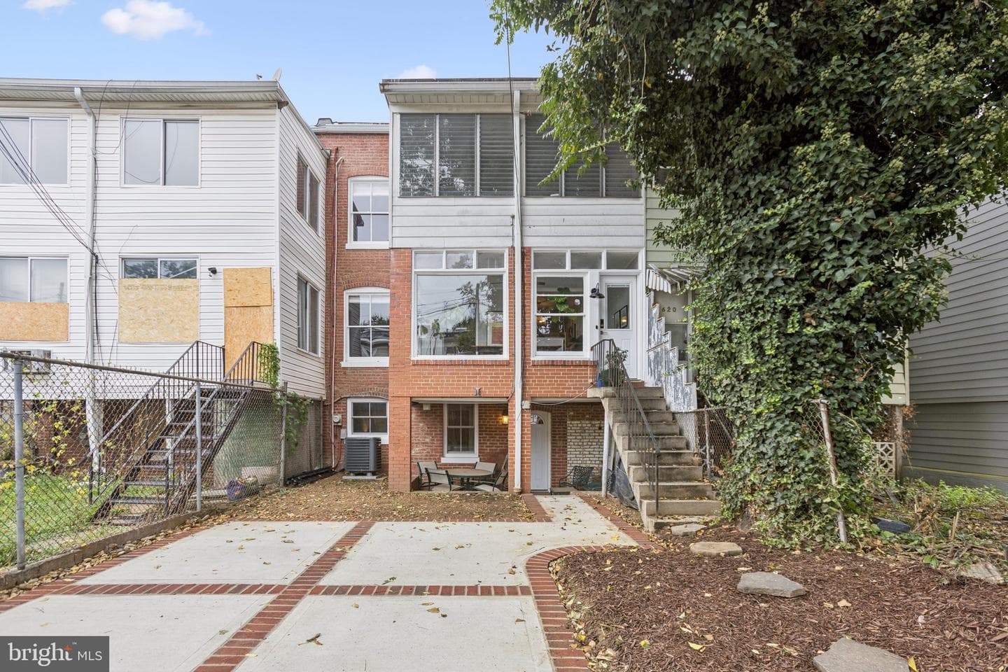 622 Quebec Place NW photo 23
