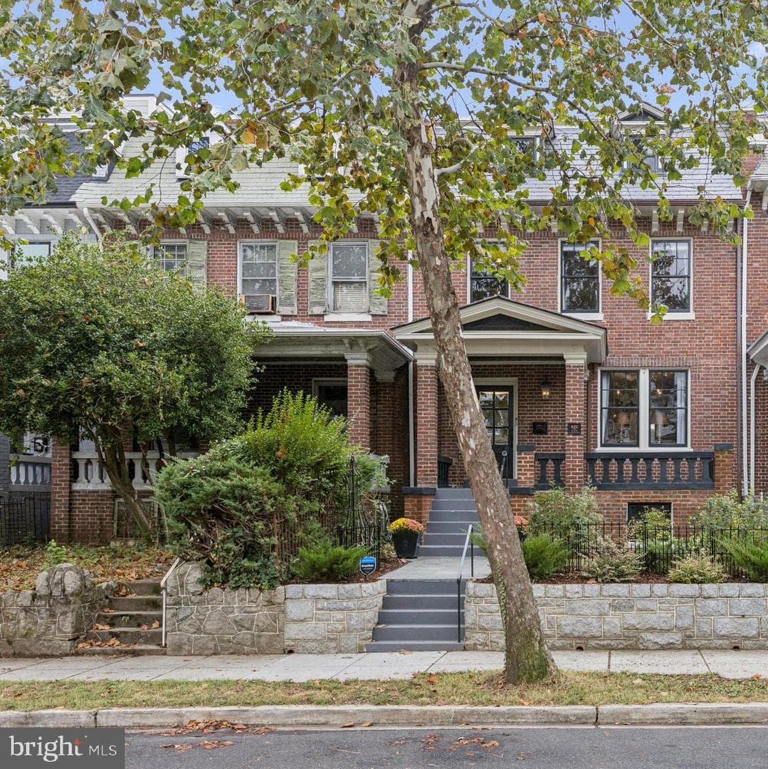 622 Quebec Place NW photo 29