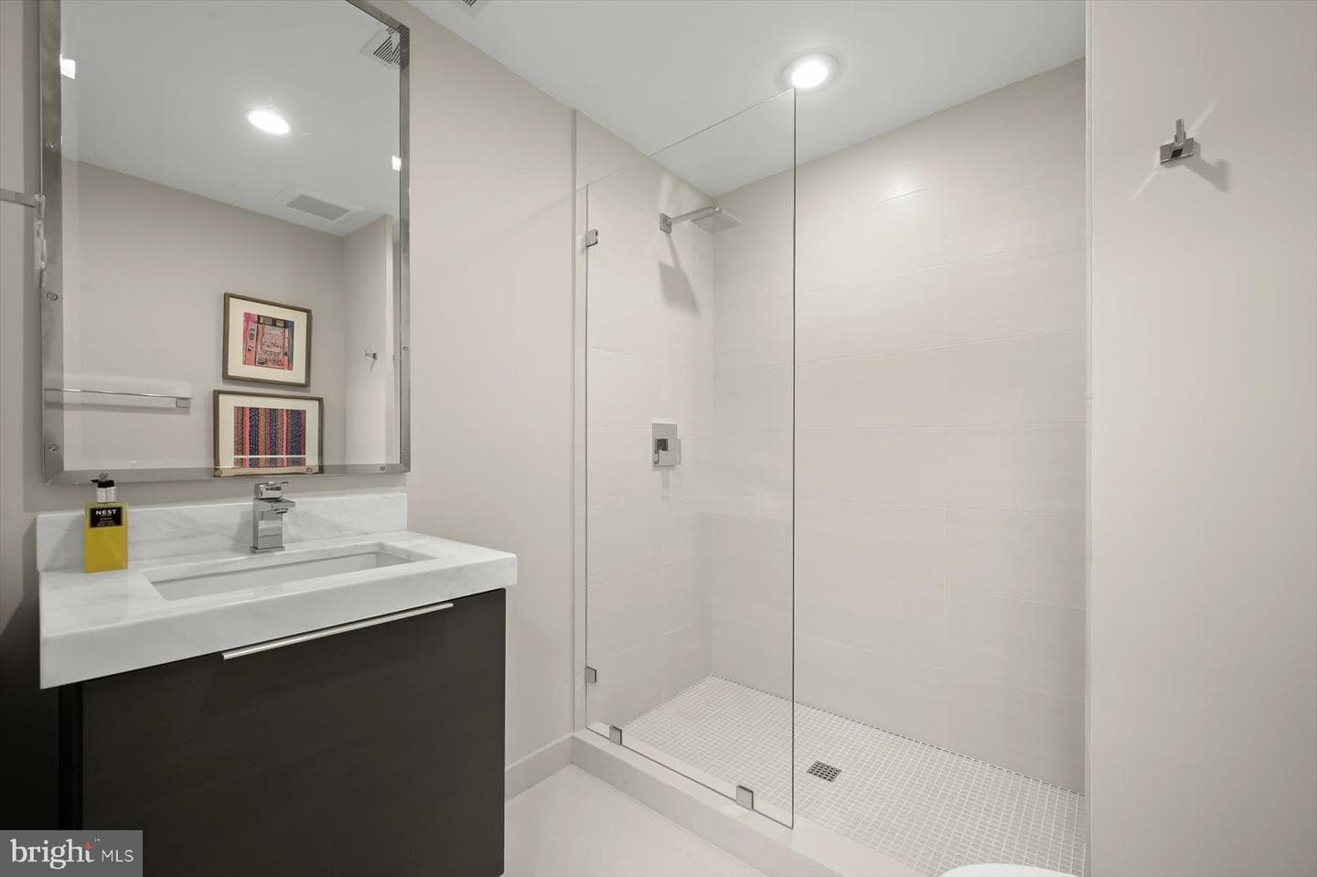 3043 P Street NW photo 24