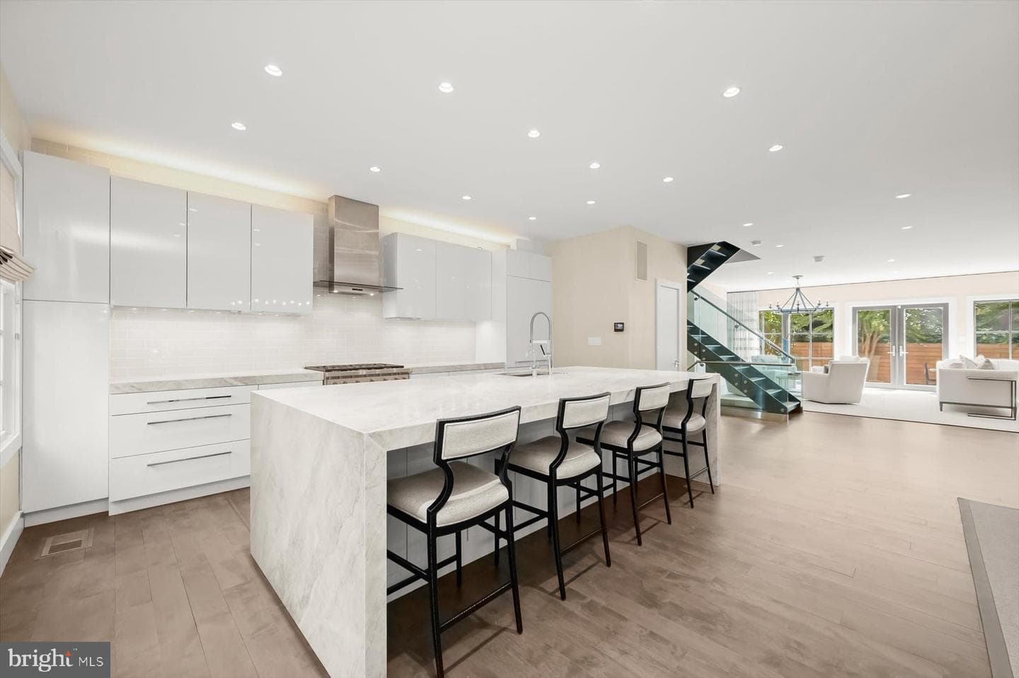 3043 P Street NW photo 9