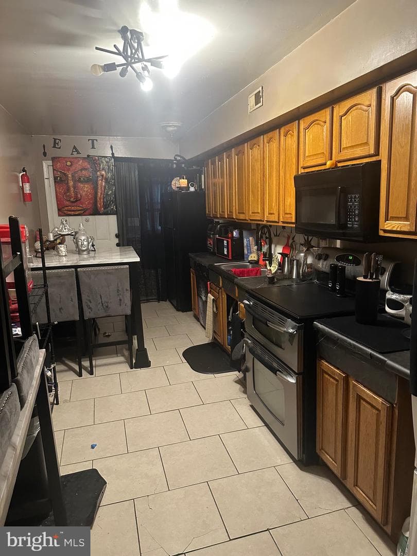 1027 49th Street NE photo 5