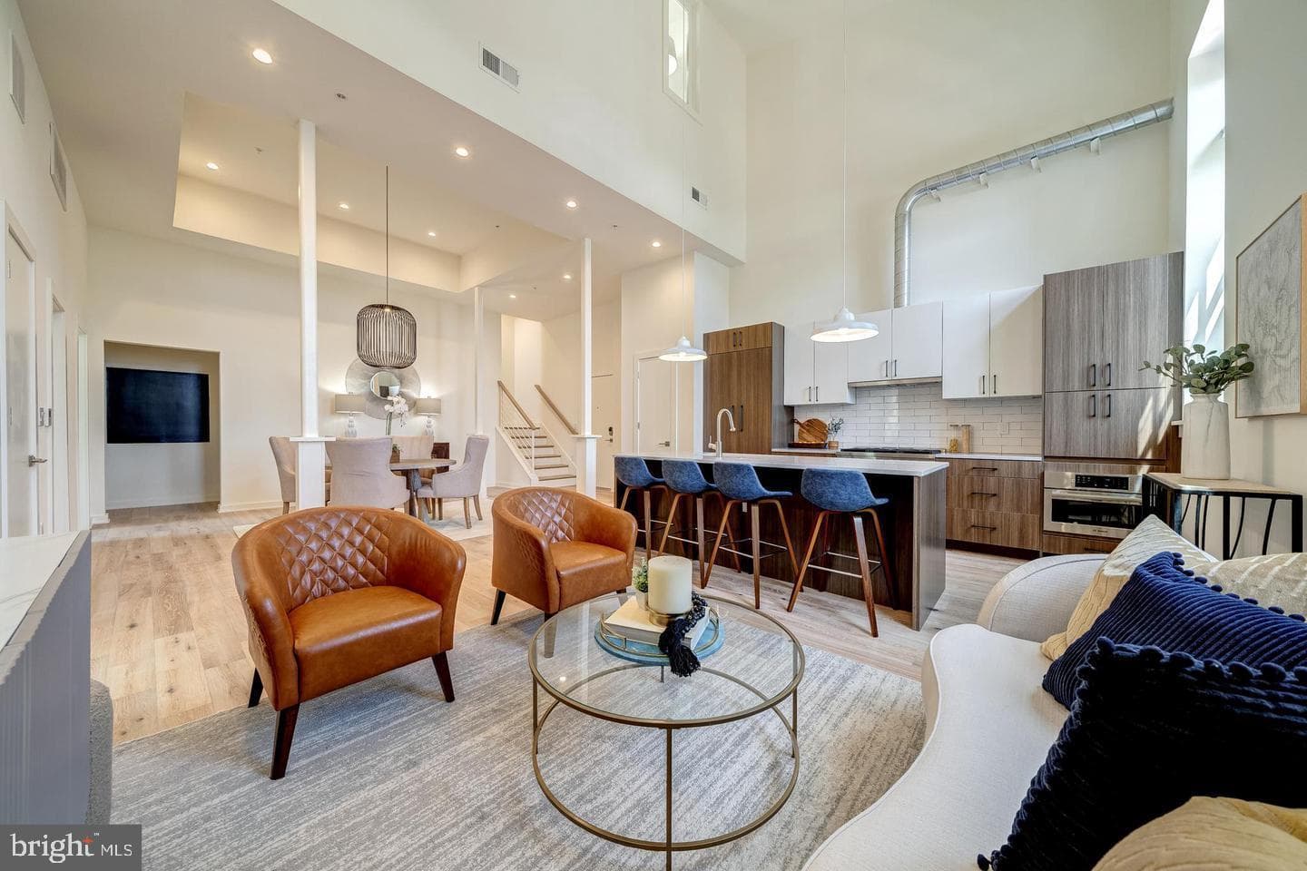 440 R Street NW #203