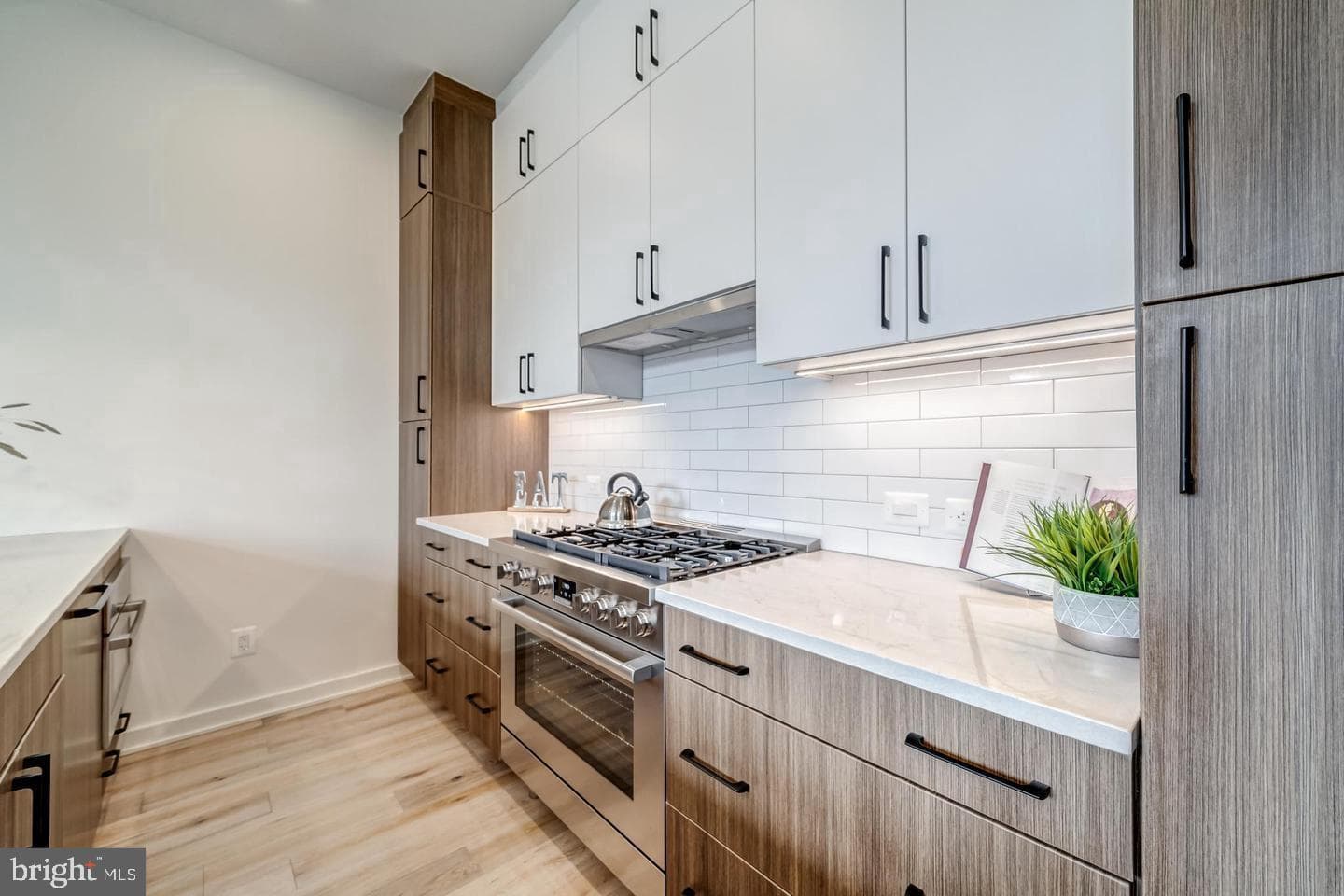442.5 R Street NW #b photo 9