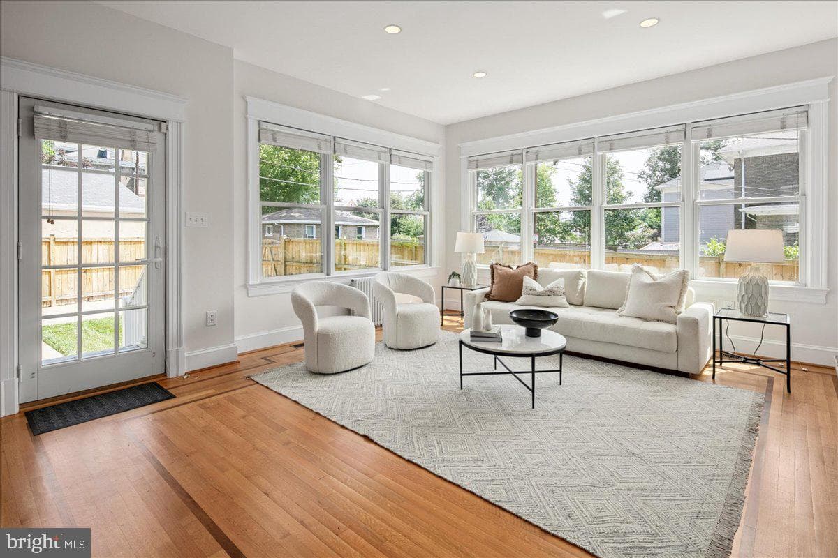 1501 Hamilton Street NW photo 18