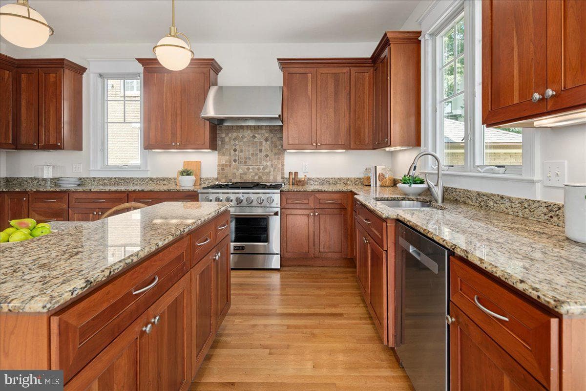 1501 Hamilton Street NW photo 24