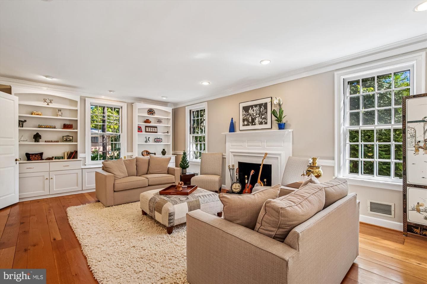 2928 Ellicott Street NW photo 8