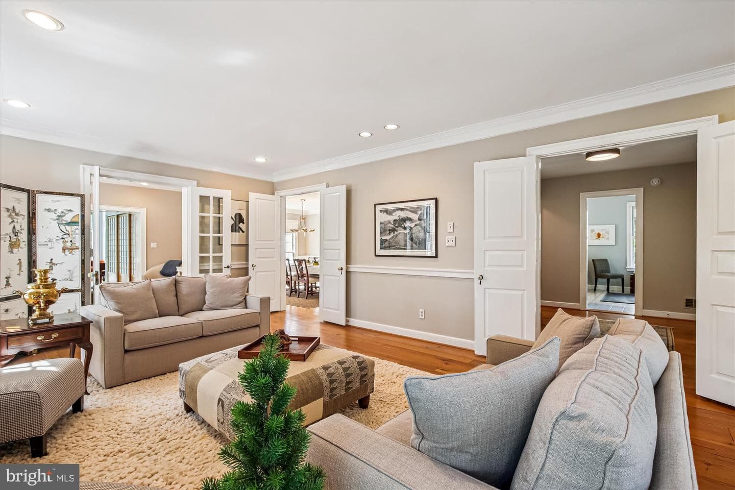 2928 Ellicott Street NW photo 9
