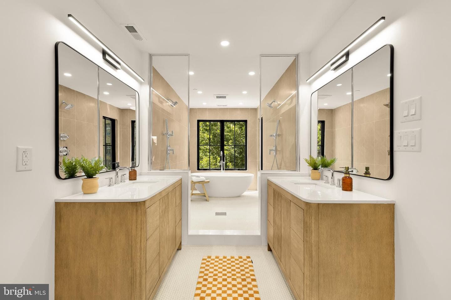 1205 10th Street NW #1