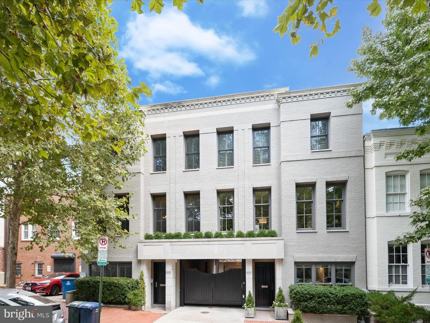 1631 33rd Street NW photo 1