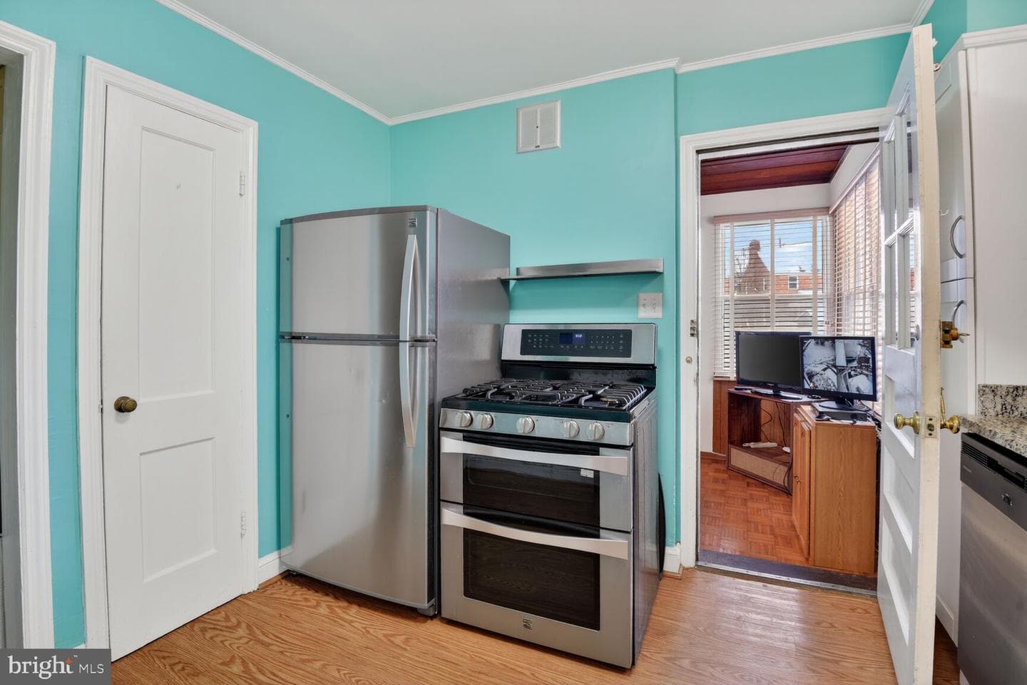 4716 Queens Chapel Terrace NE photo 12