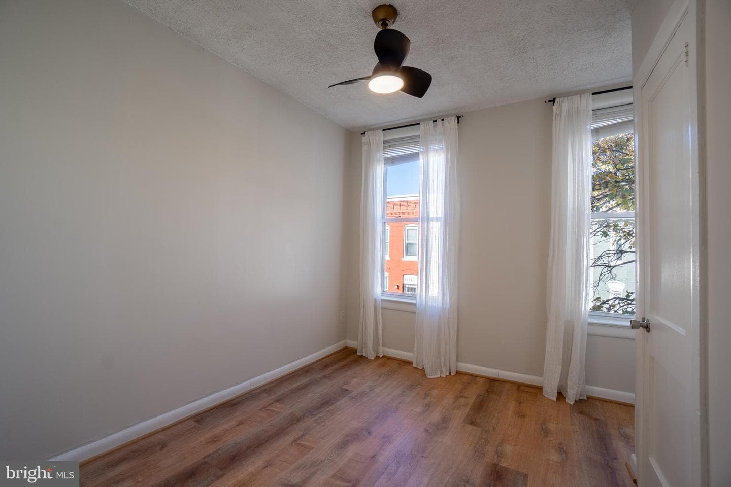 1227 Wylie Street NE photo 17