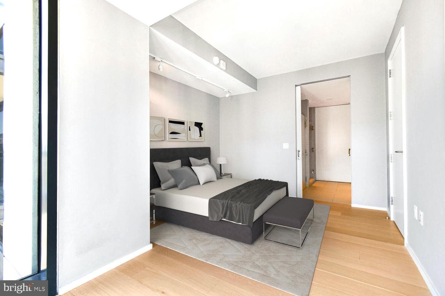 925 H Street NW #909 photo 10