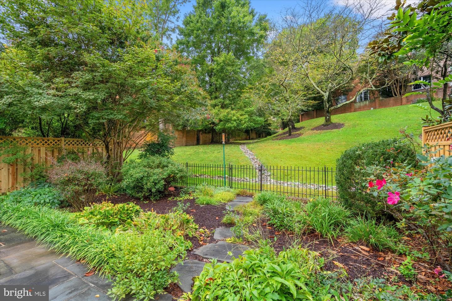 2775 Unicorn Lane NW photo 21
