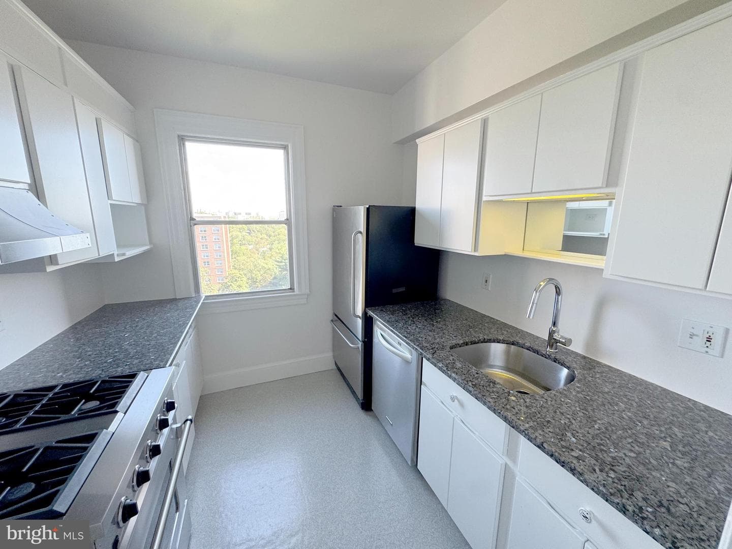 4000 Cathedral Avenue NW #848/849b photo 12