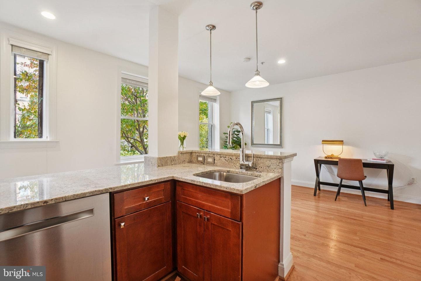 1840 Vernon Street NW #208 photo 16