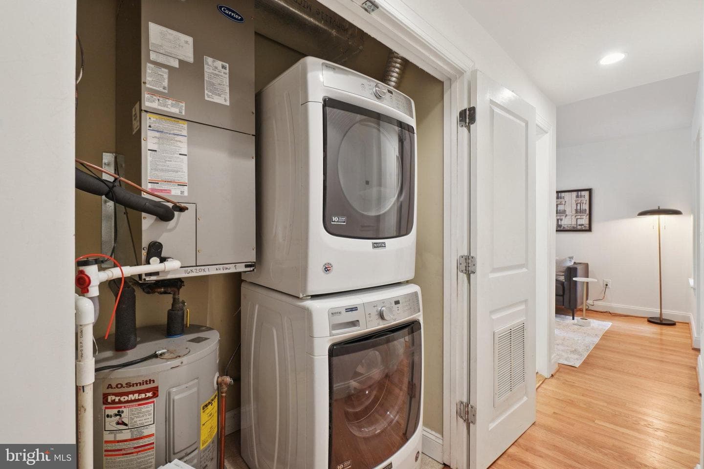 1840 Vernon Street NW #208 photo 25