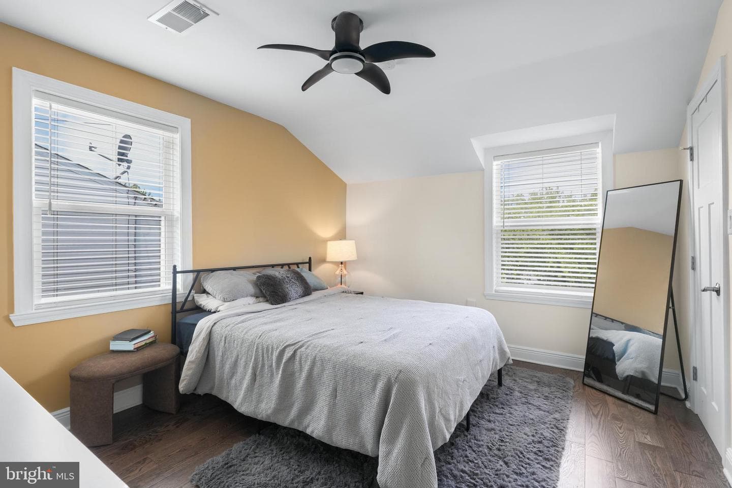 5077 Just Street NE photo 17