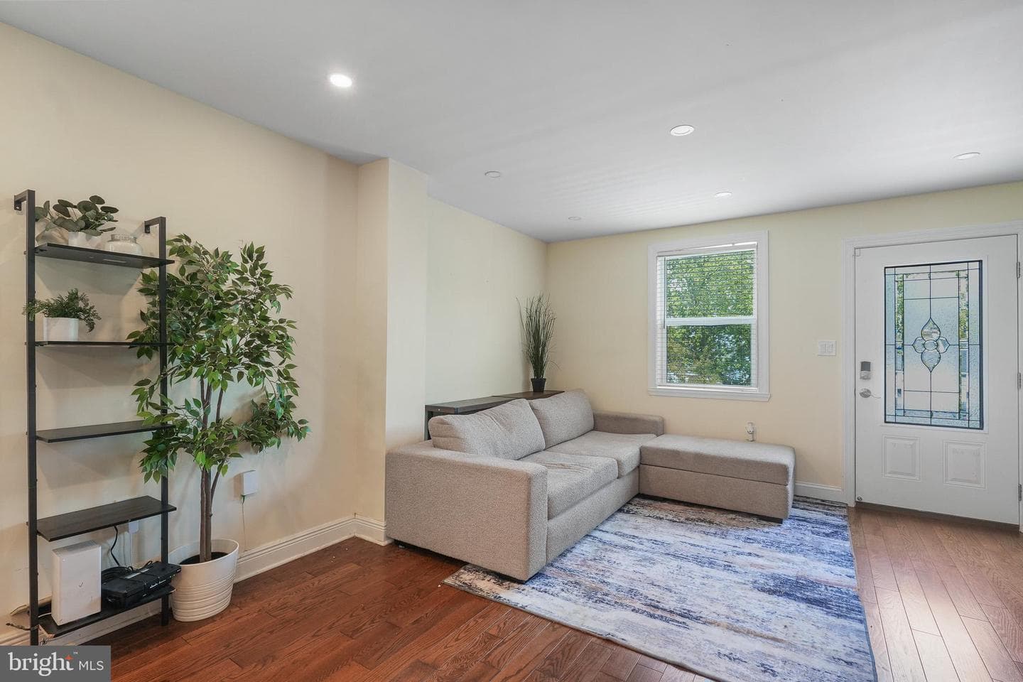 5077 Just Street NE photo 6