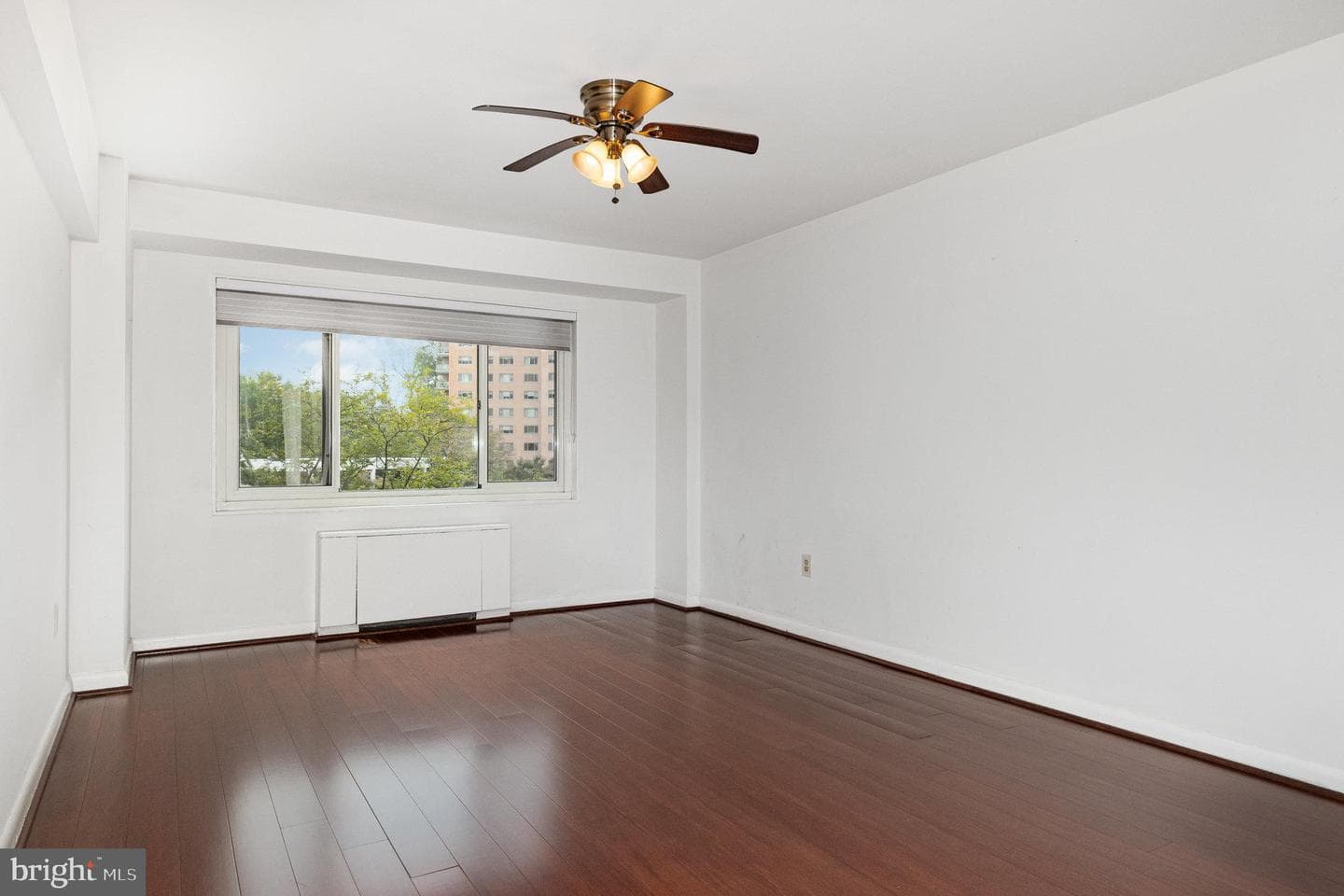 4201 Cathedral Avenue NW #323e photo 11