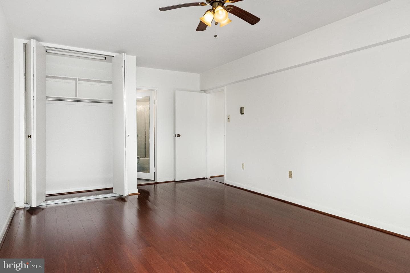 4201 Cathedral Avenue NW #323e photo 13