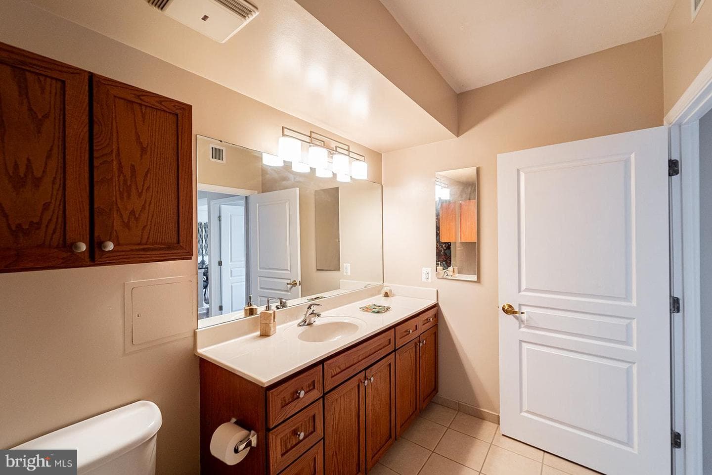 631 D Street NW #1231 photo 15