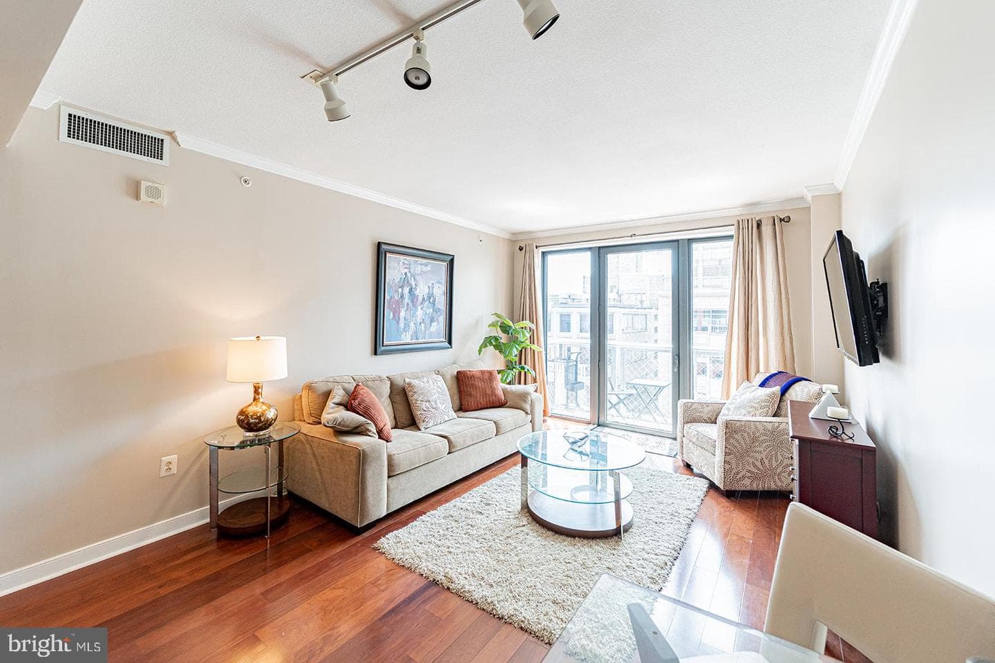631 D Street NW #1231 photo 6