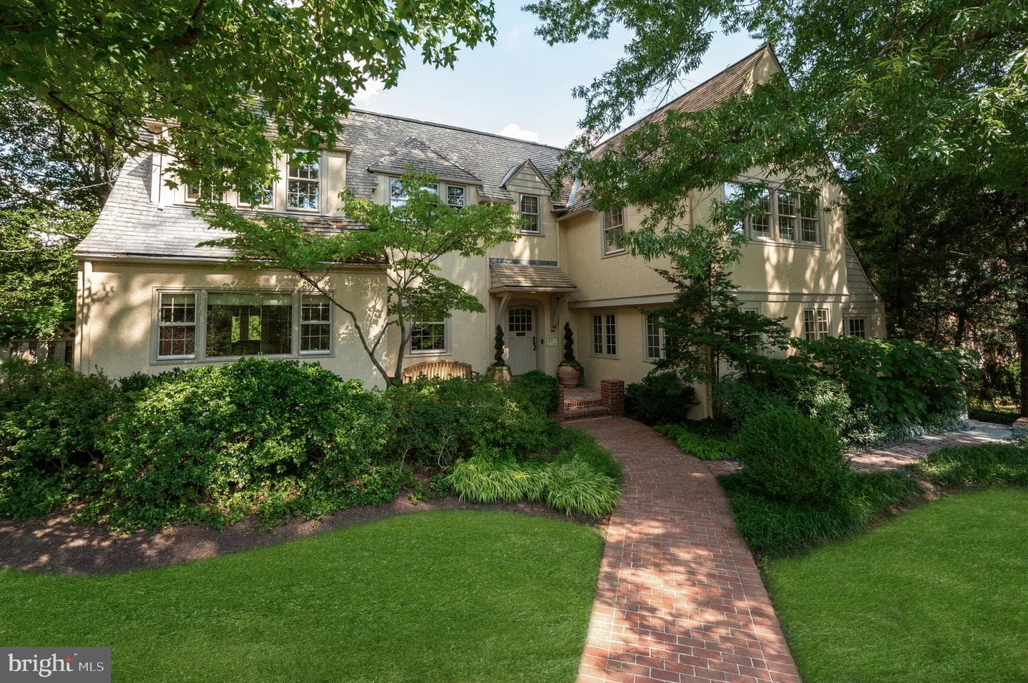2927 44th Street NW, Washington