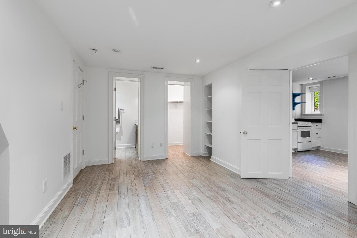 5033 Tilden Street NW photo 66