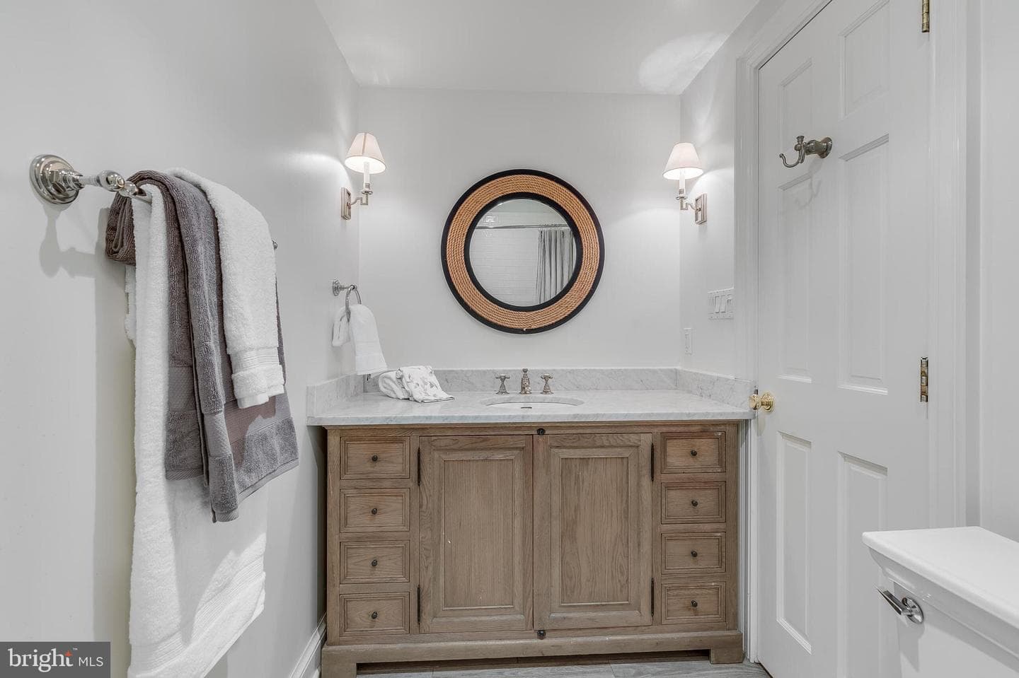 5033 Tilden Street NW photo 67
