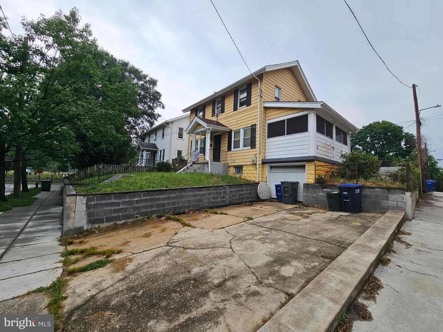 2004 Perry Street NE photo 2