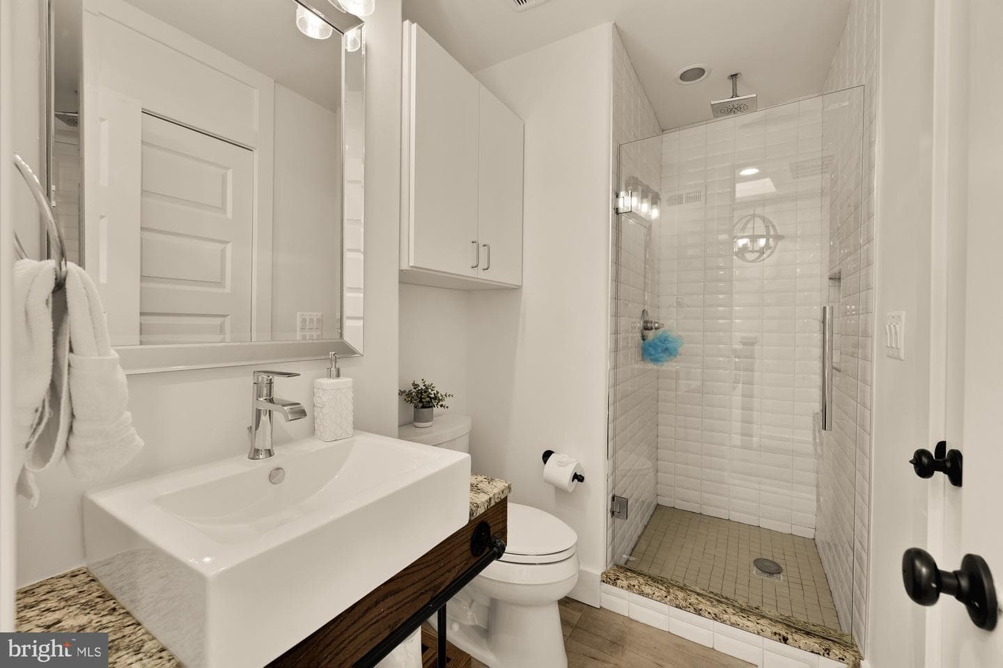 1739 D Street NE photo 14