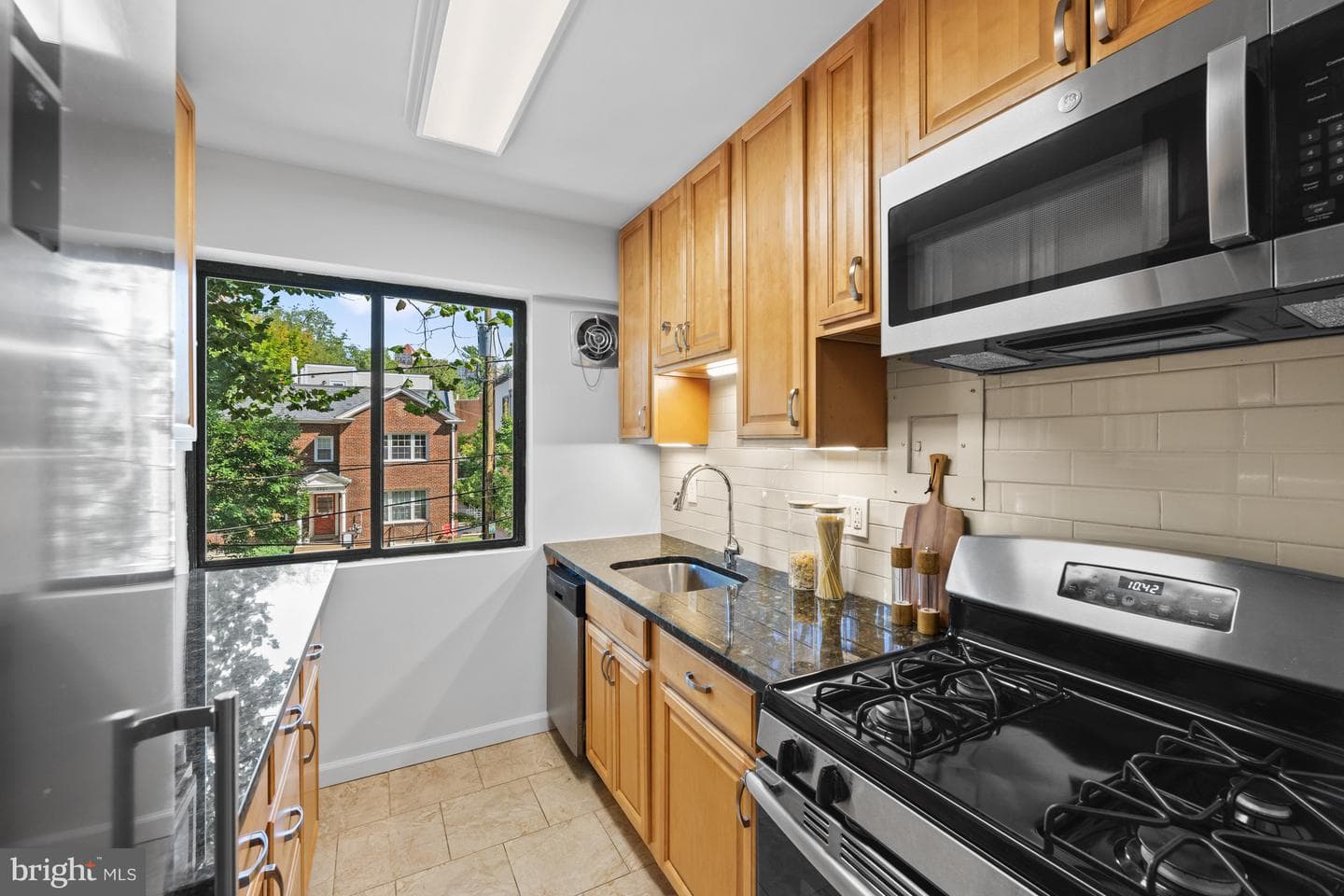 3901 Tunlaw Road NW #606 photo 11