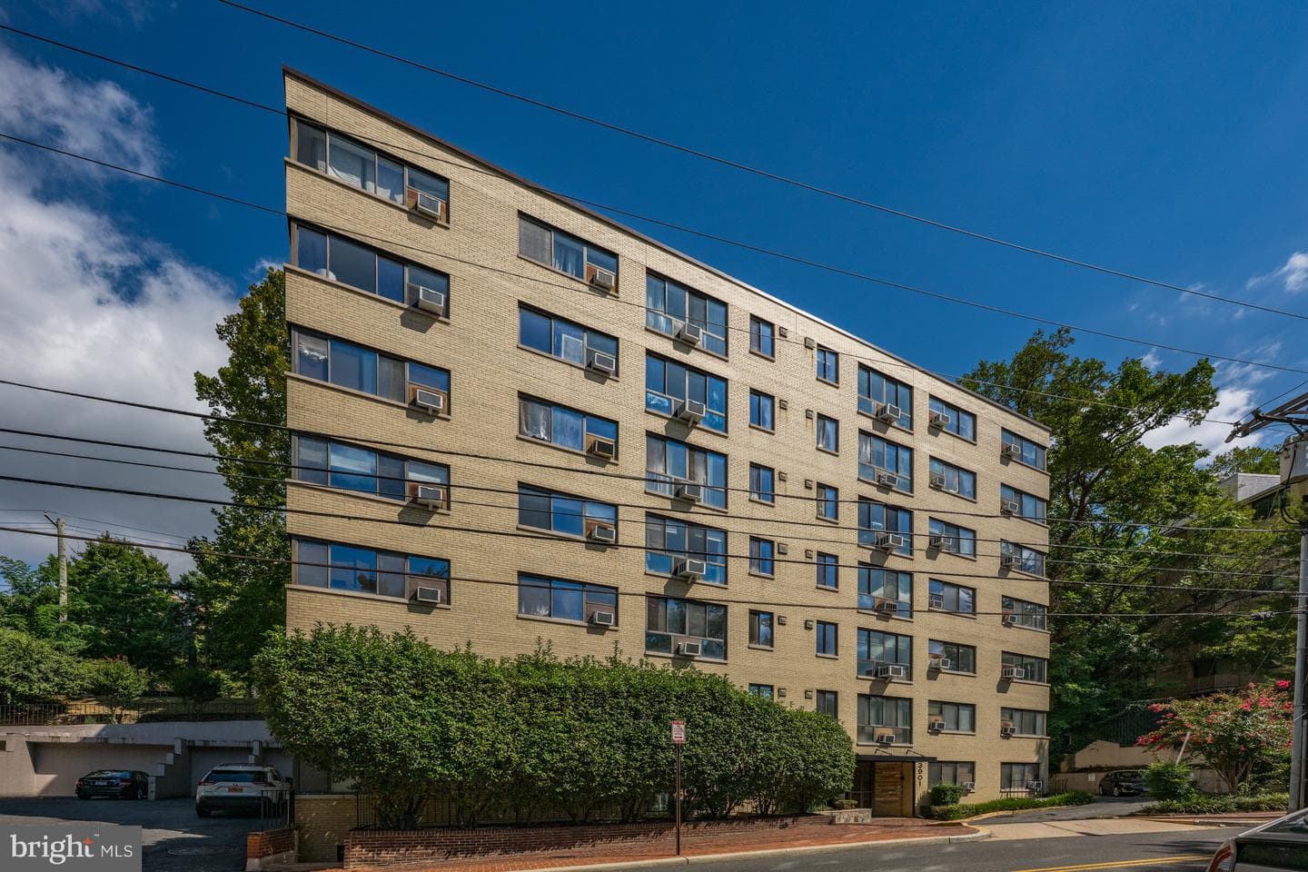 3901 Tunlaw Road NW #606 photo 32