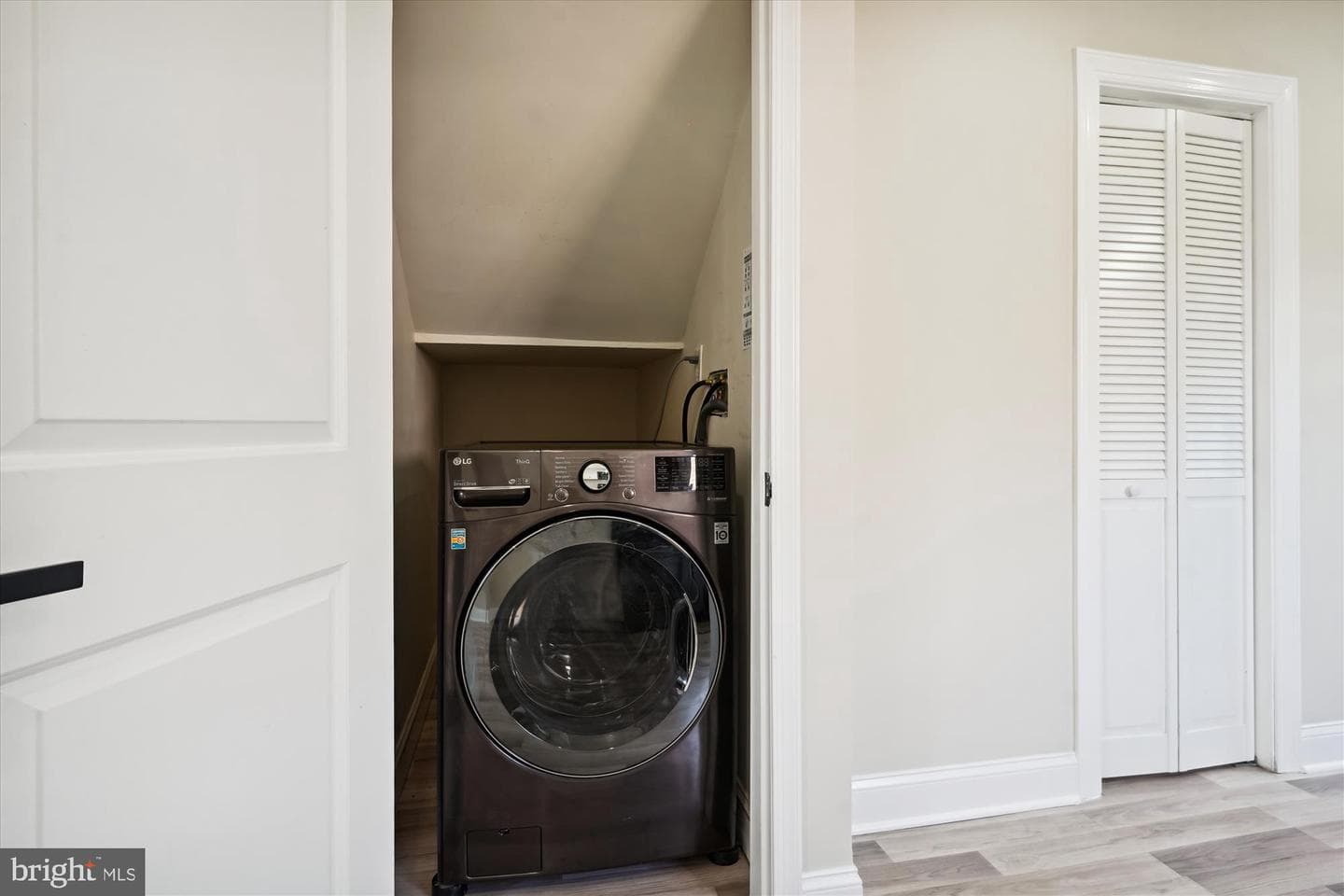 5338 Jay Street NE photo 17