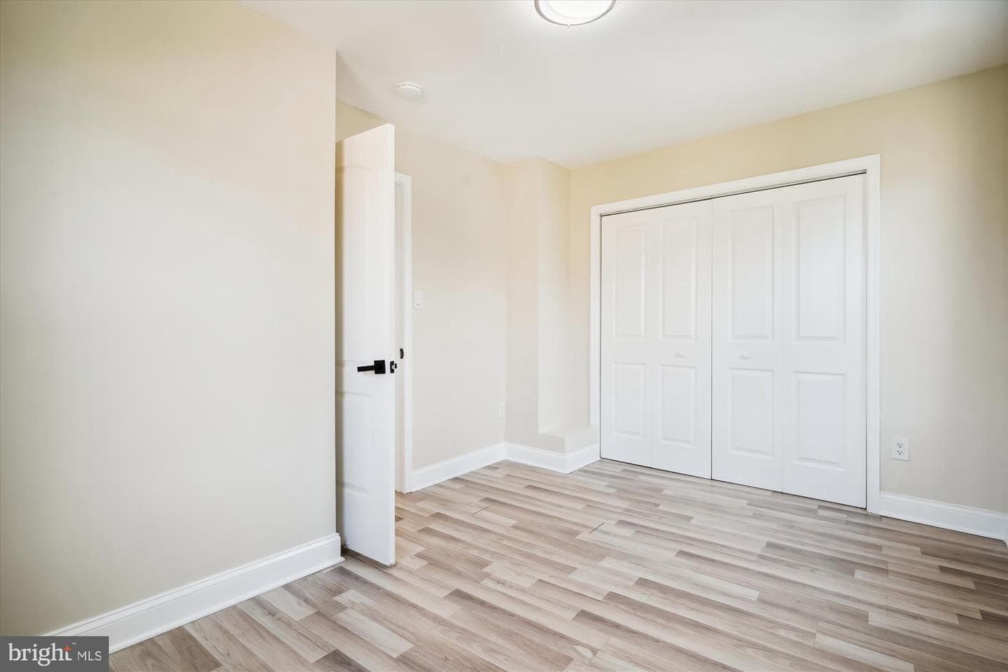 5338 Jay Street NE photo 20