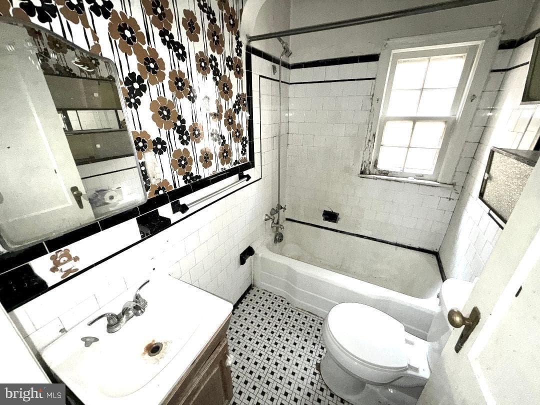 4501 Harrison Street NW photo 38