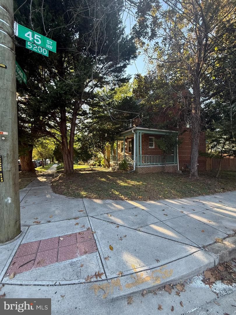 4501 Harrison Street NW photo 4