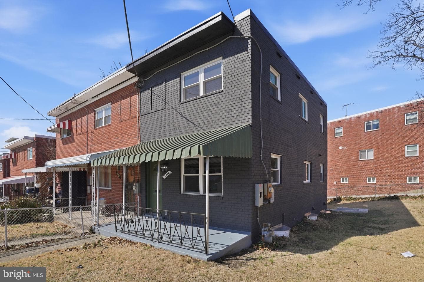 5916 8th Street NE, Washington
