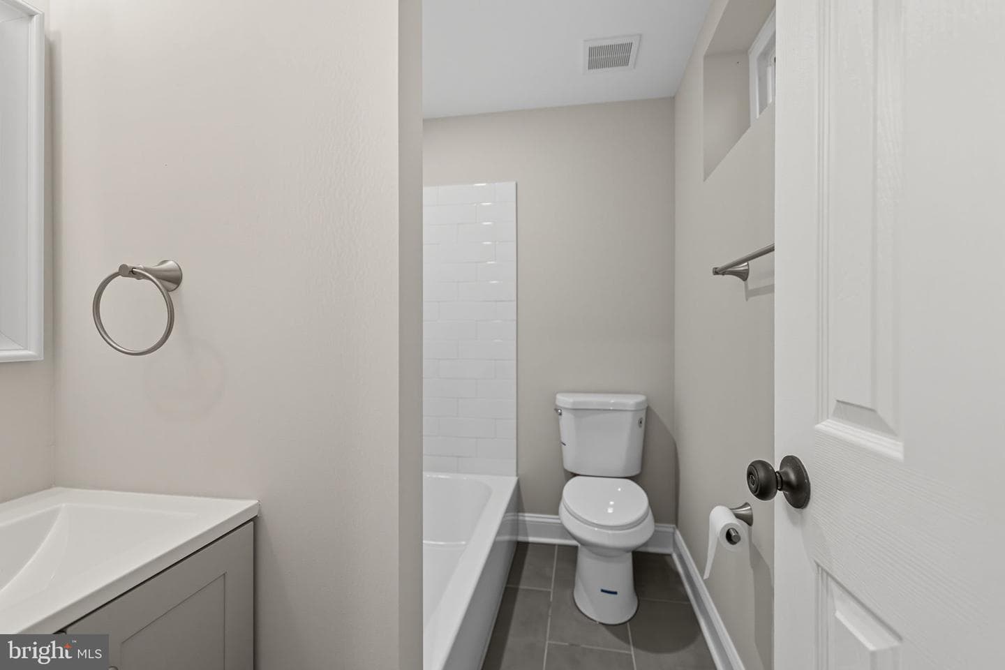 5916 8th Street NE photo 25