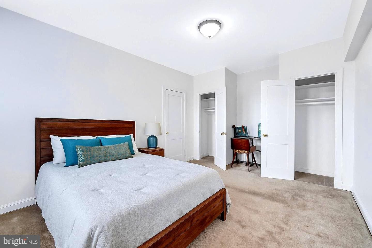 5200 N Capitol Street NW #204 photo 23