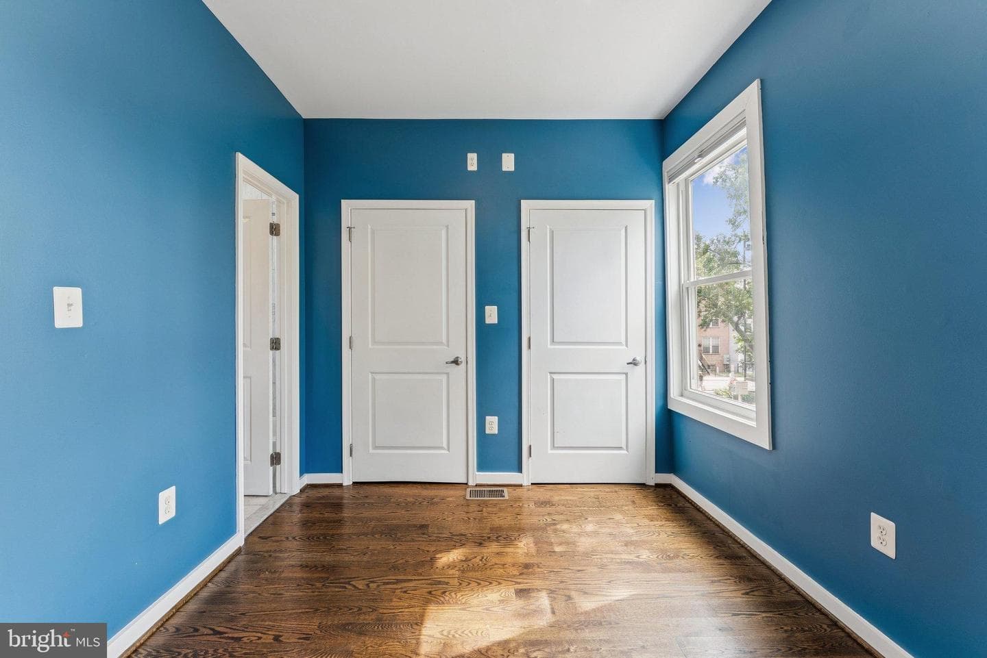 1528 Gales Street NE photo 10