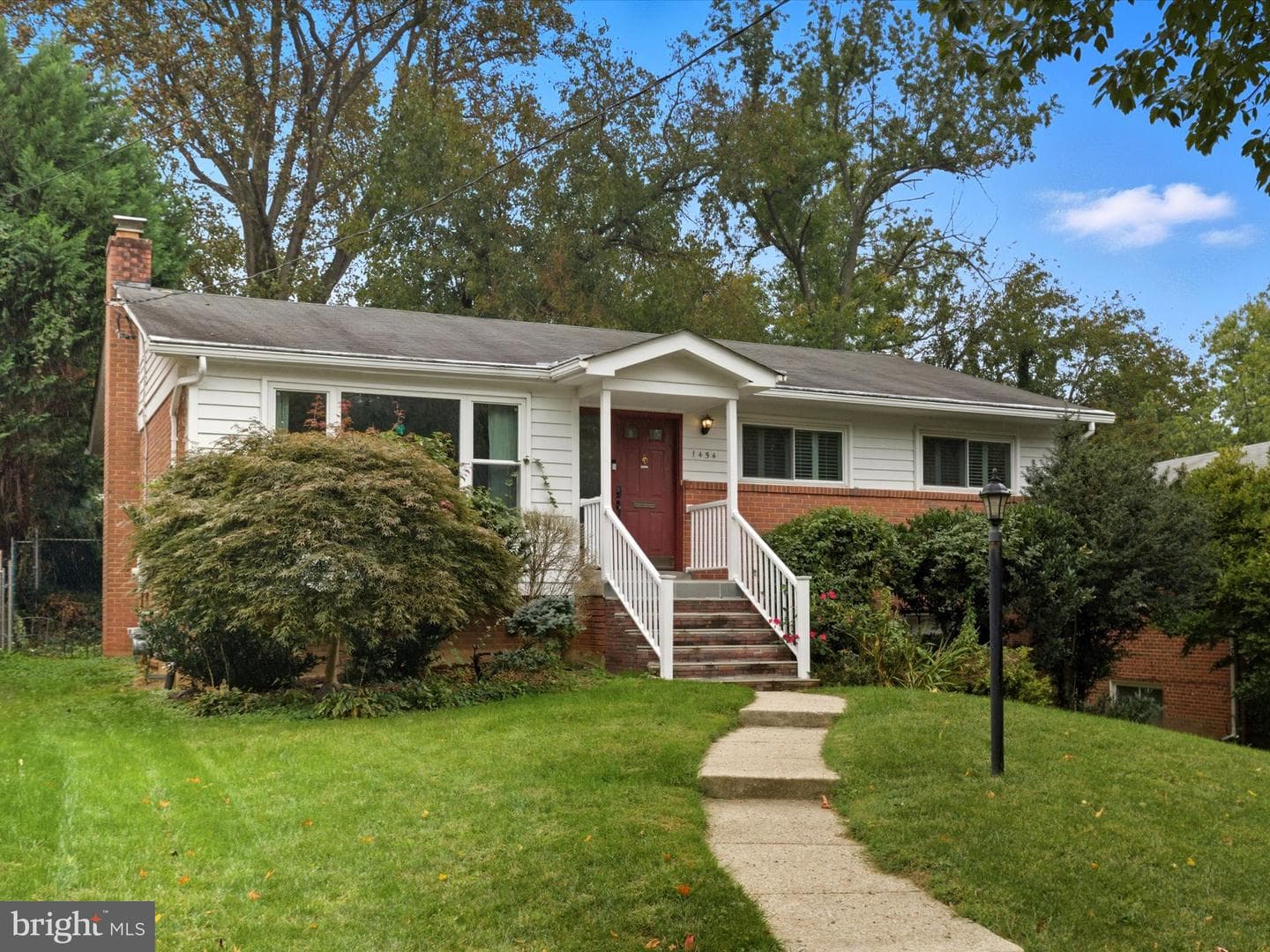 1454 Roxanna Road NW