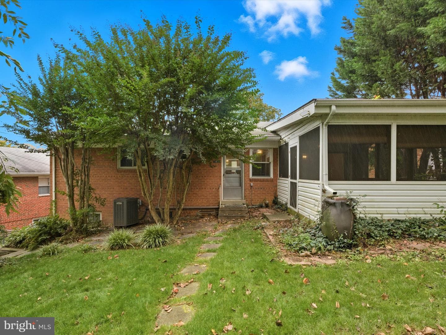 1454 Roxanna Road NW photo 43