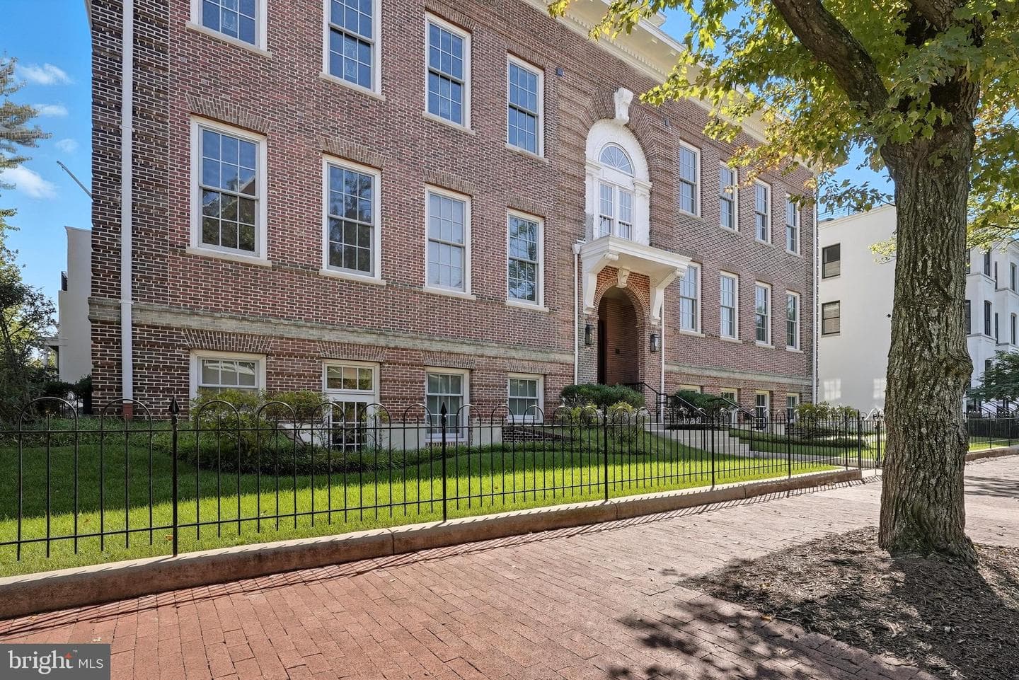 901 D Street NE #207 photo 1
