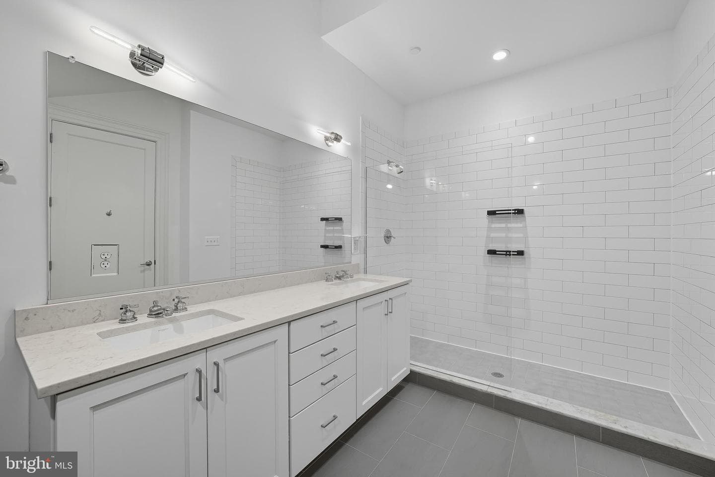 901 D Street NE #207 photo 27