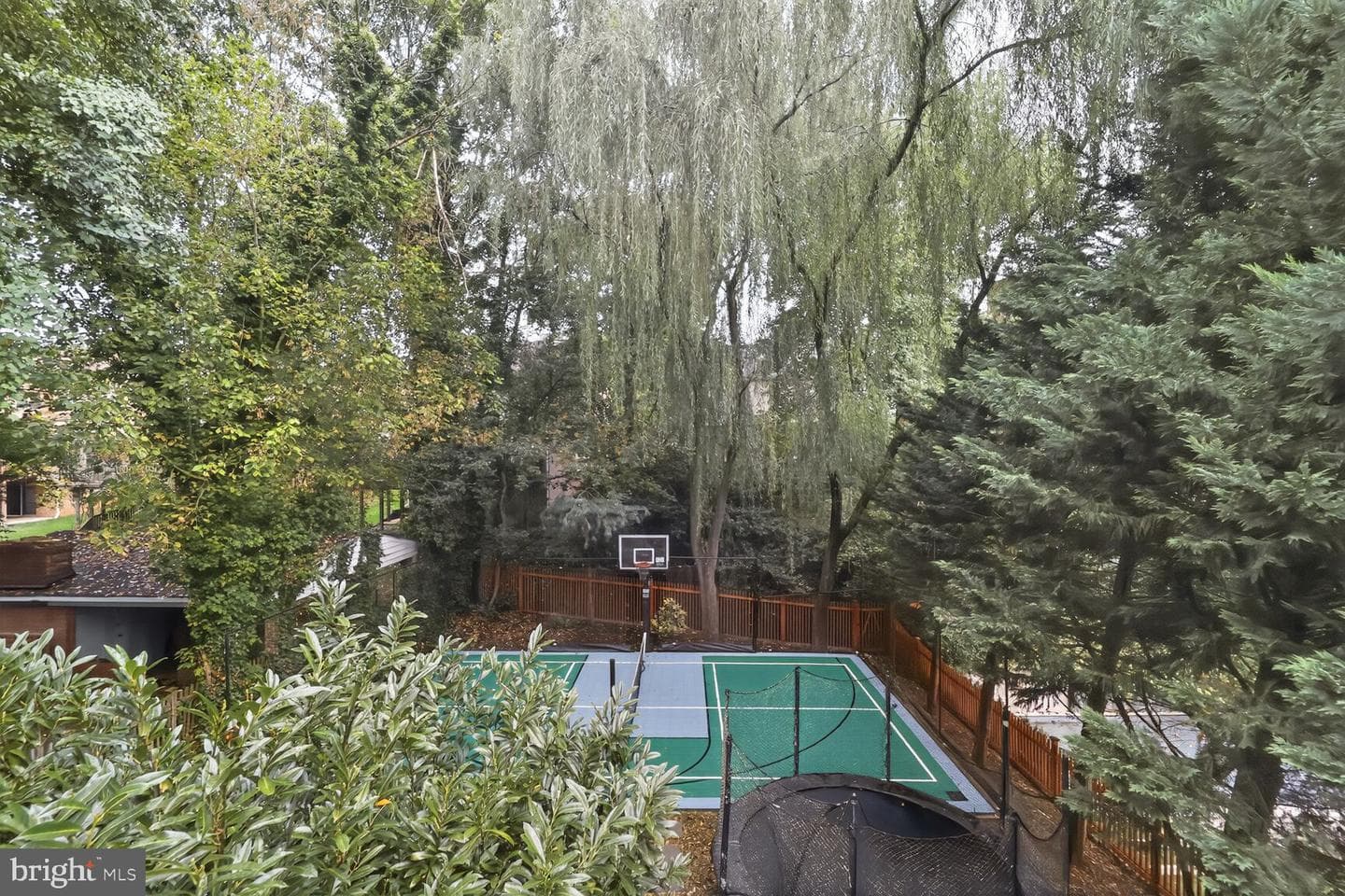 1829 47th Place NW photo 3